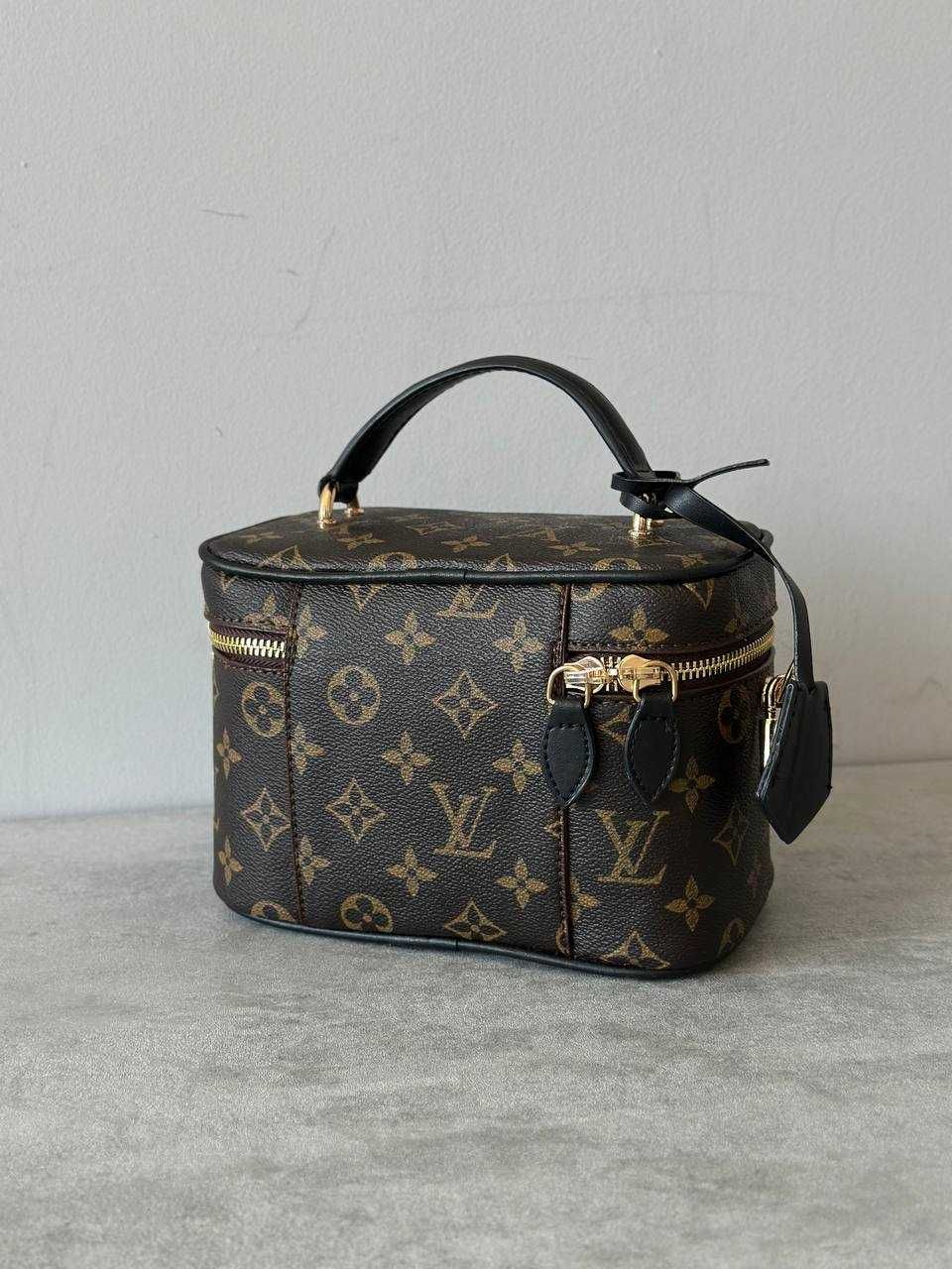 Сумка Louis Vuitton Vanity Chain Pouch