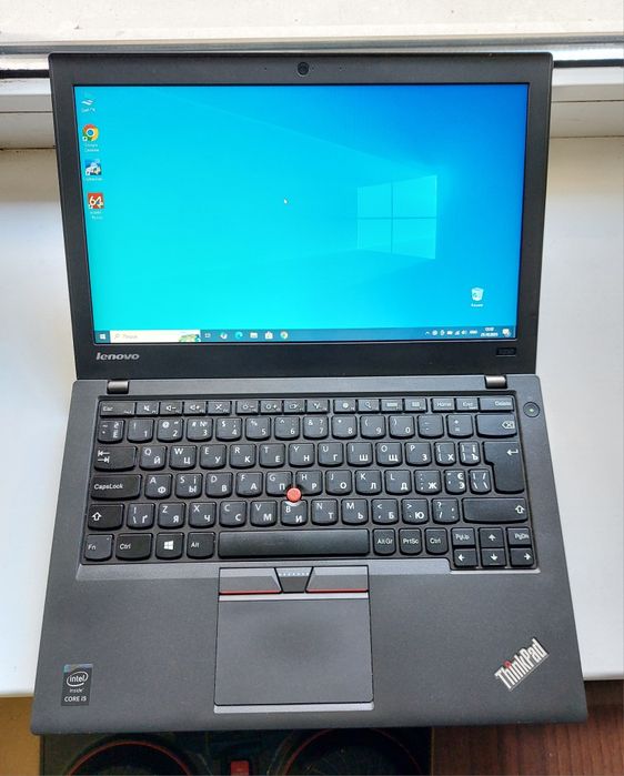 Ноутбук Lenovo 12.5/i5 5gen/8gb/ssd/акб 4.5 години