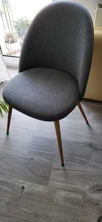Krzesło tapicerowane jak nowe