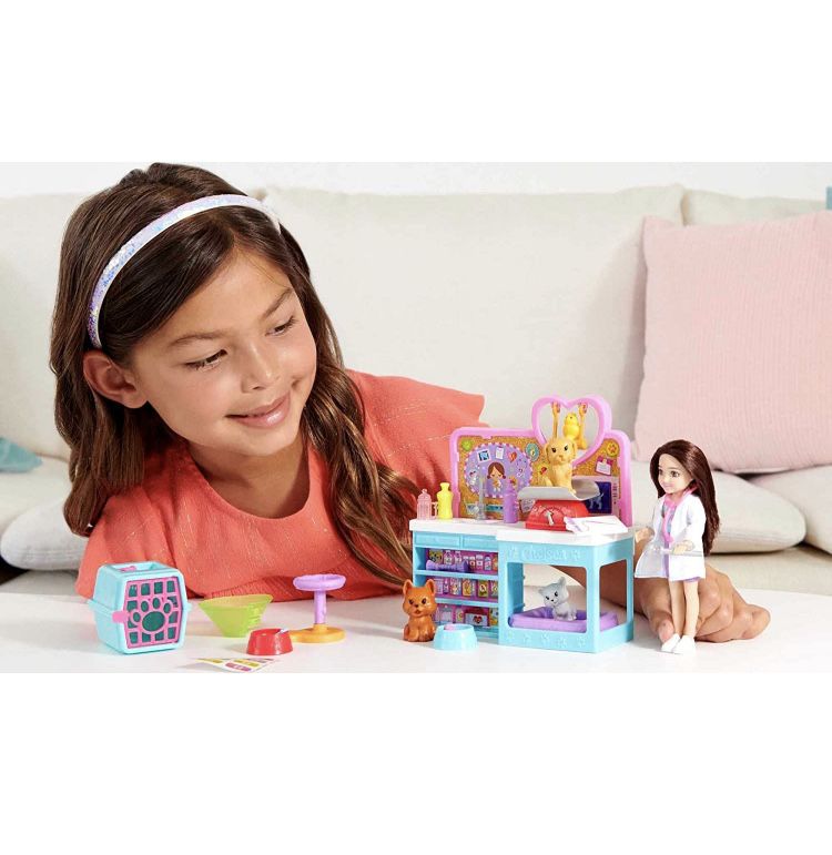 Ветеринарна клініка Челсі Barbie Chelsea Can Be Doll Pet Vet Playset