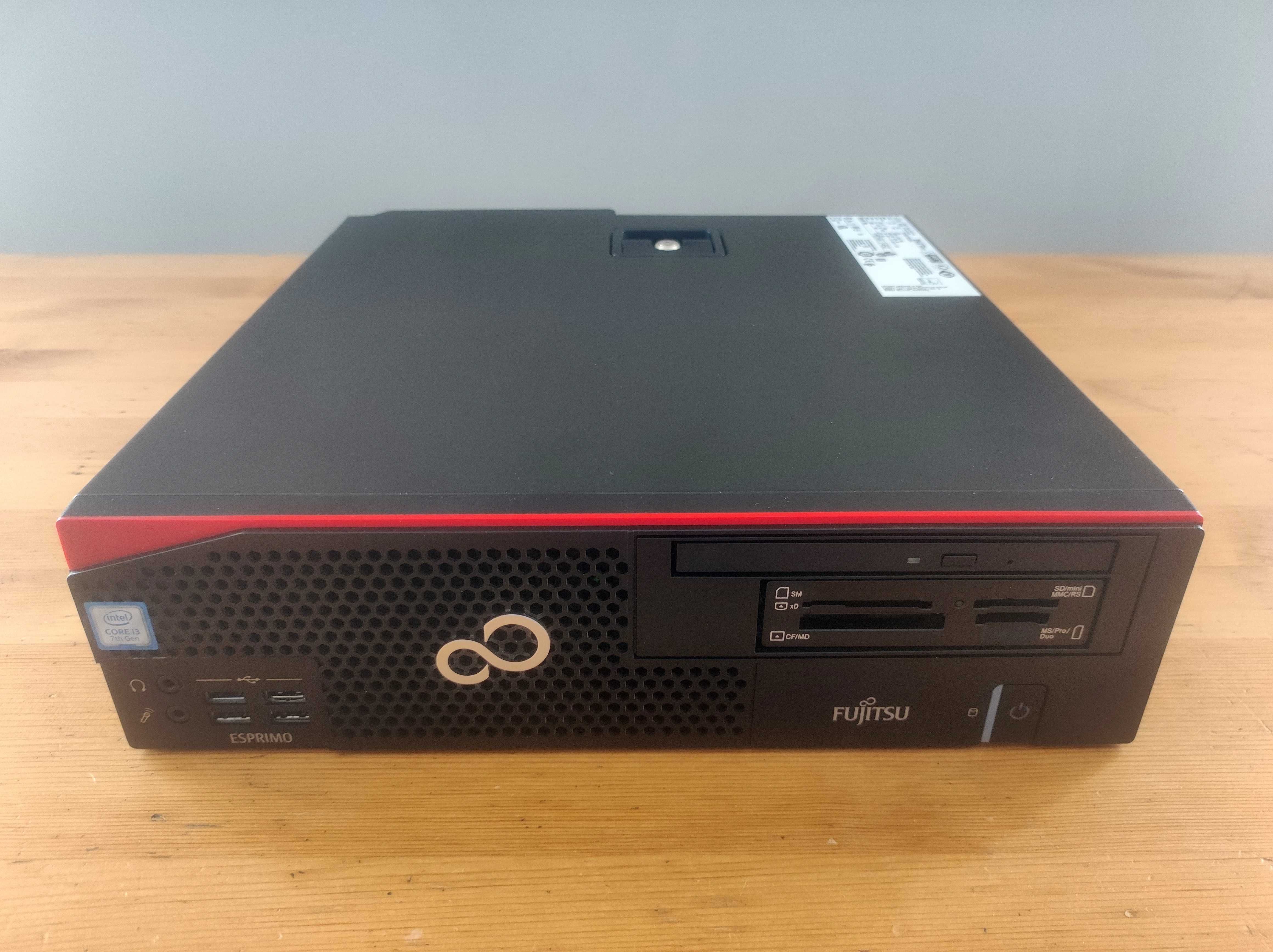 FUJITSU Esprimo D556 Intel Core i3-7100/8GB DDR4/256GB SSD/DVD/Win11