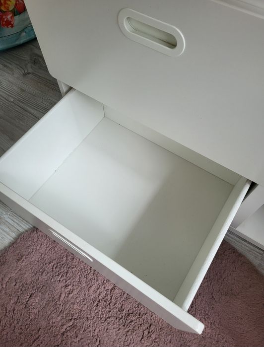 Przewijak biały komoda IKEA smastad z szufladami i półkami