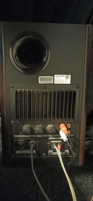 Kolumna muzyczna  Microlab SOLO1