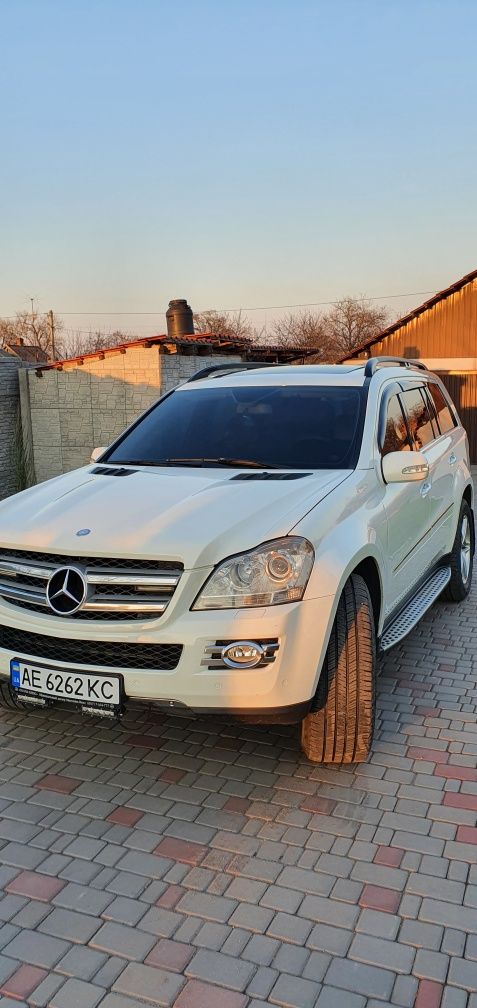 Mercedes GL500 5.0л