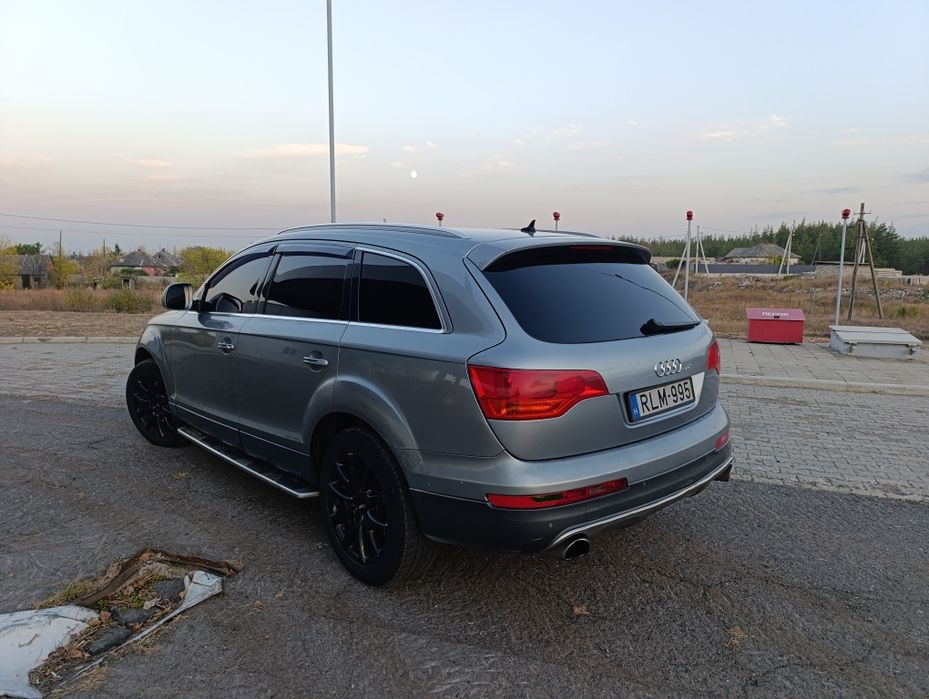 Продам Ауди Q7 diesel 3.0