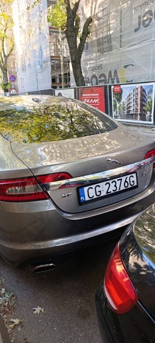 Jaguar XF 2.7 V6 Luxury