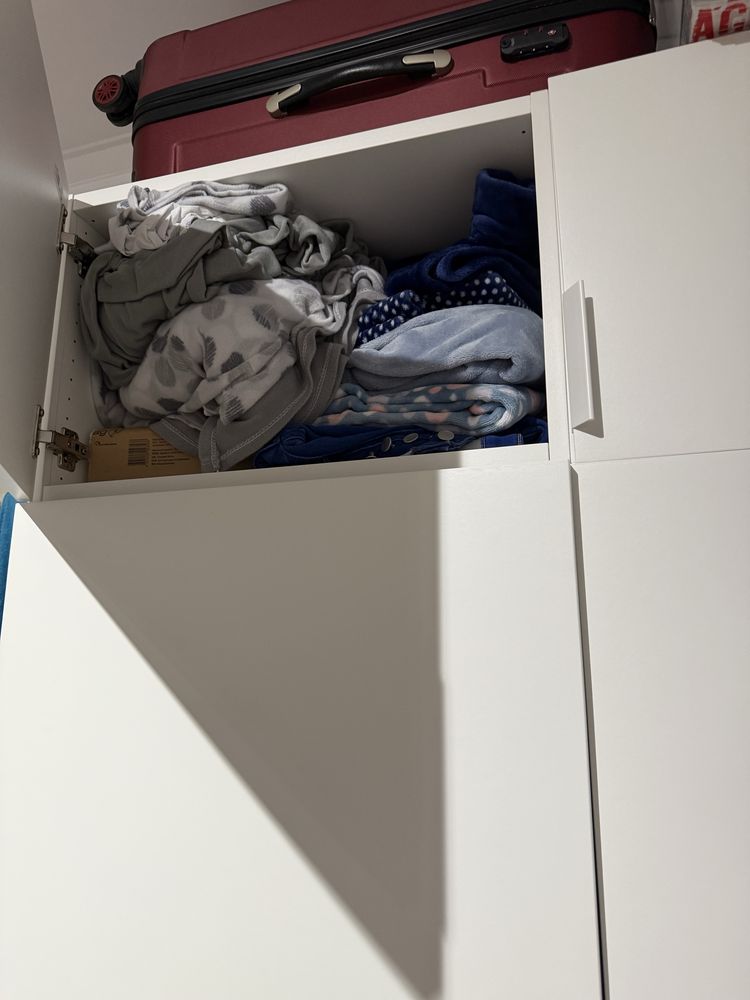 Vendo Roupeiro Ikea negociavel