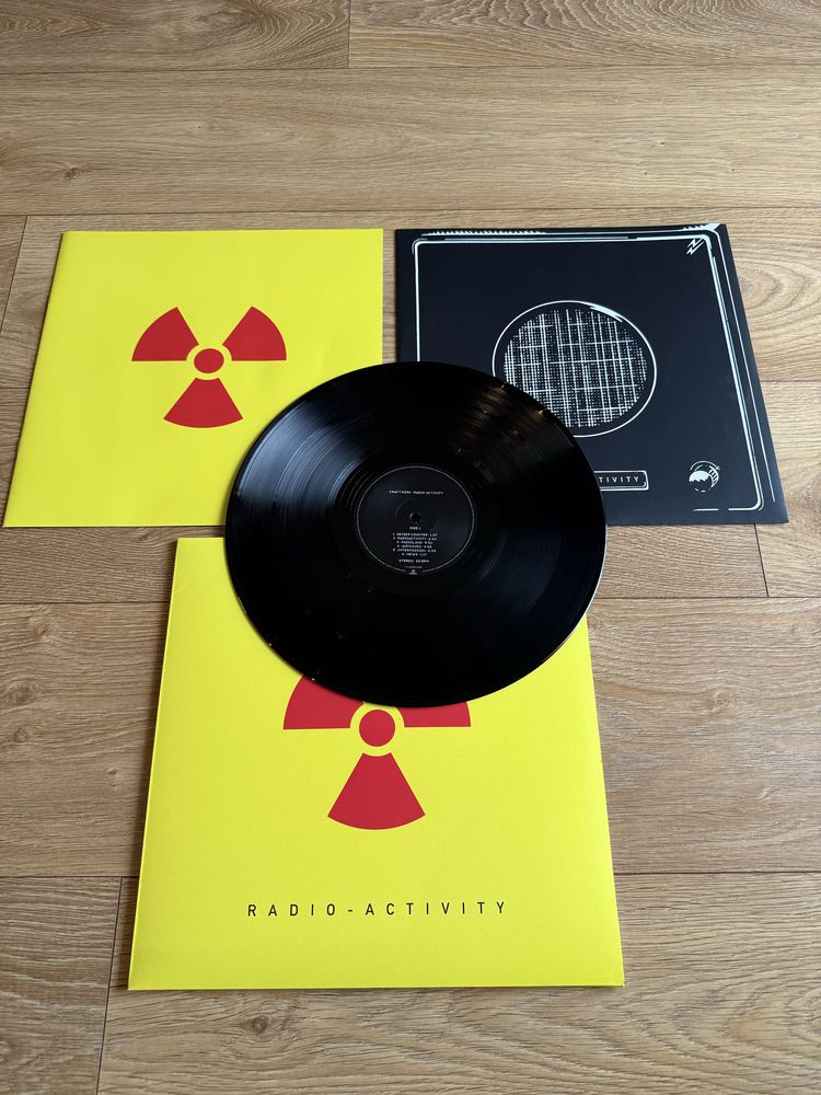 Kraftwerk - Radioactivity LP 2009 EX