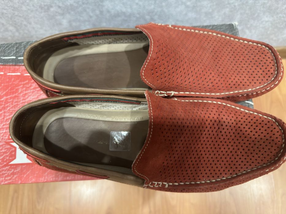 Туфлі    Мокасини  MIDA