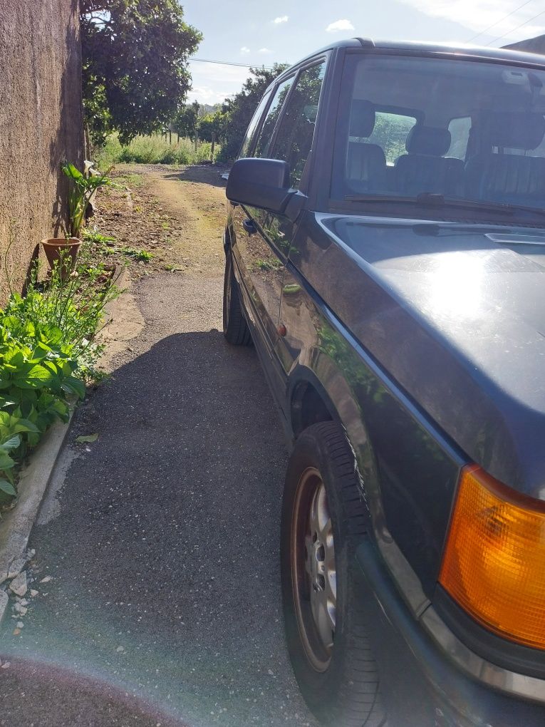 Land Rover - Range Rover