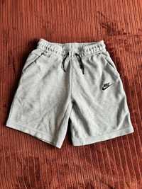 Шорты nike tech fleece