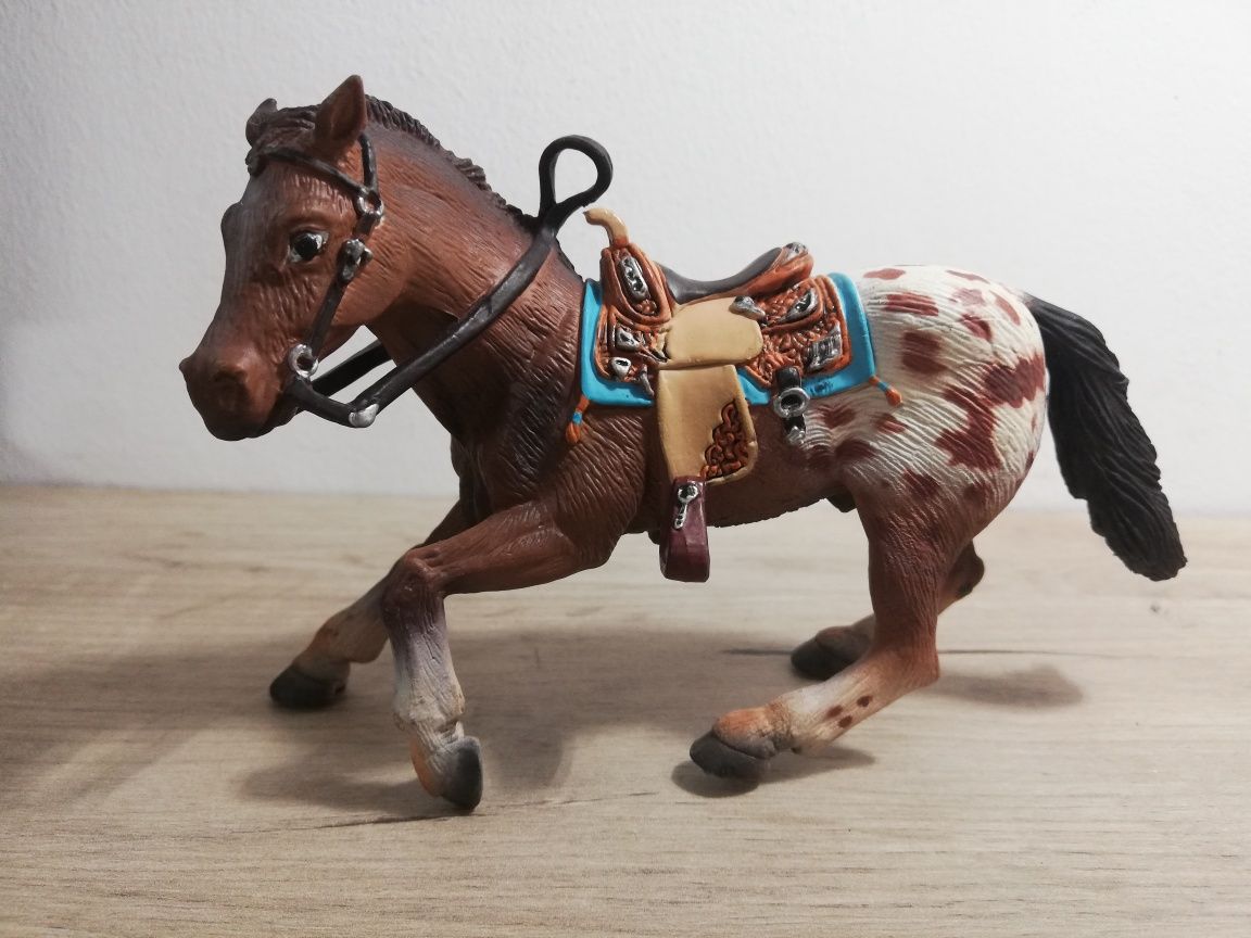 bullyland 62668 ogier rasy appaloosa koń