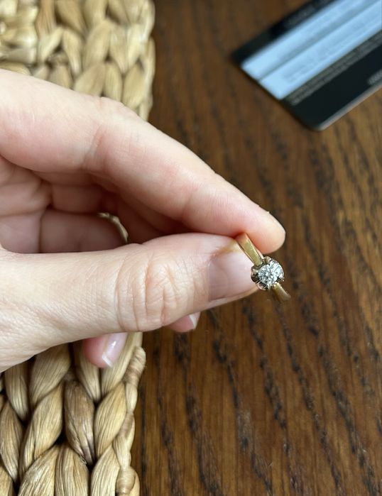 Klasyczny złoty pierścionek regulowany r 9 certyfikat