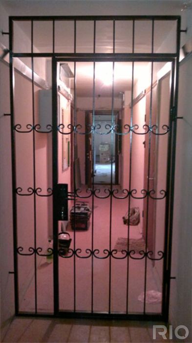 Тамбурные решётки