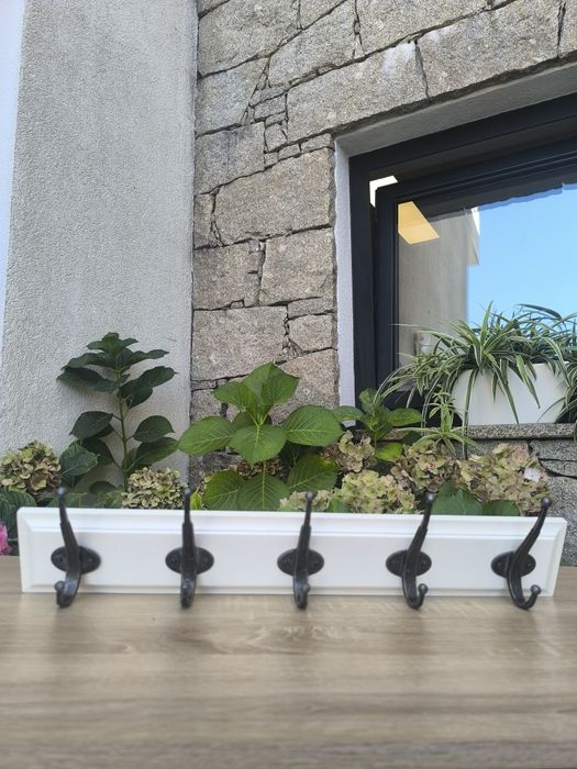 Suportes Portatil e cabide