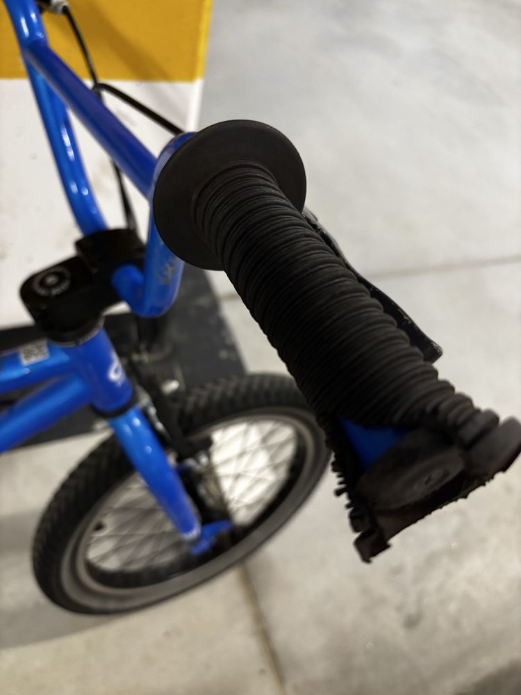 Rower dzięcy typu bmx do trikow