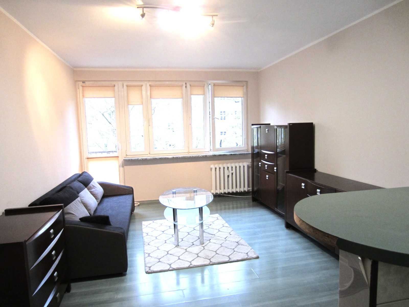Dwupokojowe z balkonem, ul. Felczaka, ok Urzędu Miasta,  II piętro