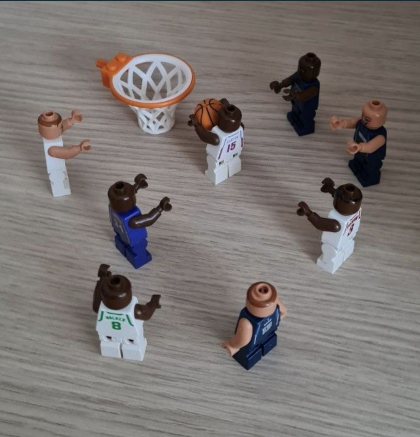 LEGO® minifigurki NBA Archiwalna petarda!