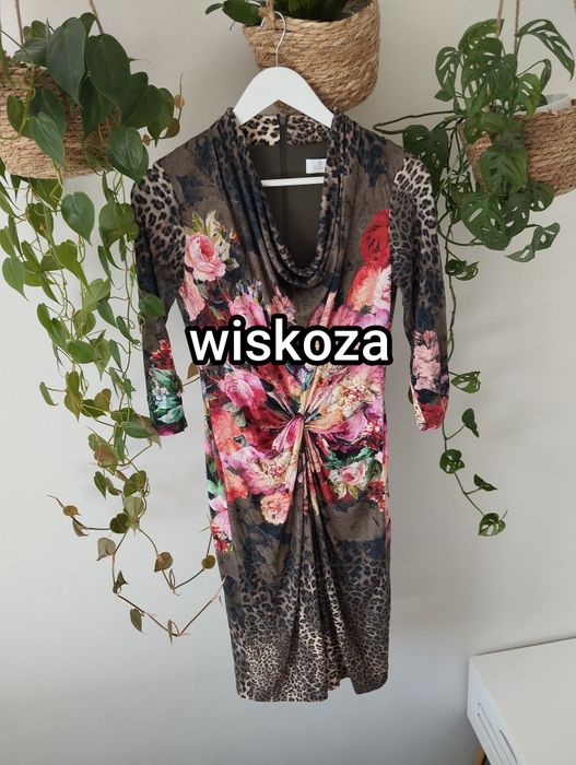 Sukienka z wiskozy, midi, kolorowa, lejący dekolt, w panterkę, kwiaty,