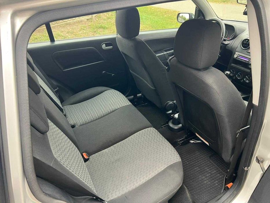 Ford Fusion 2004