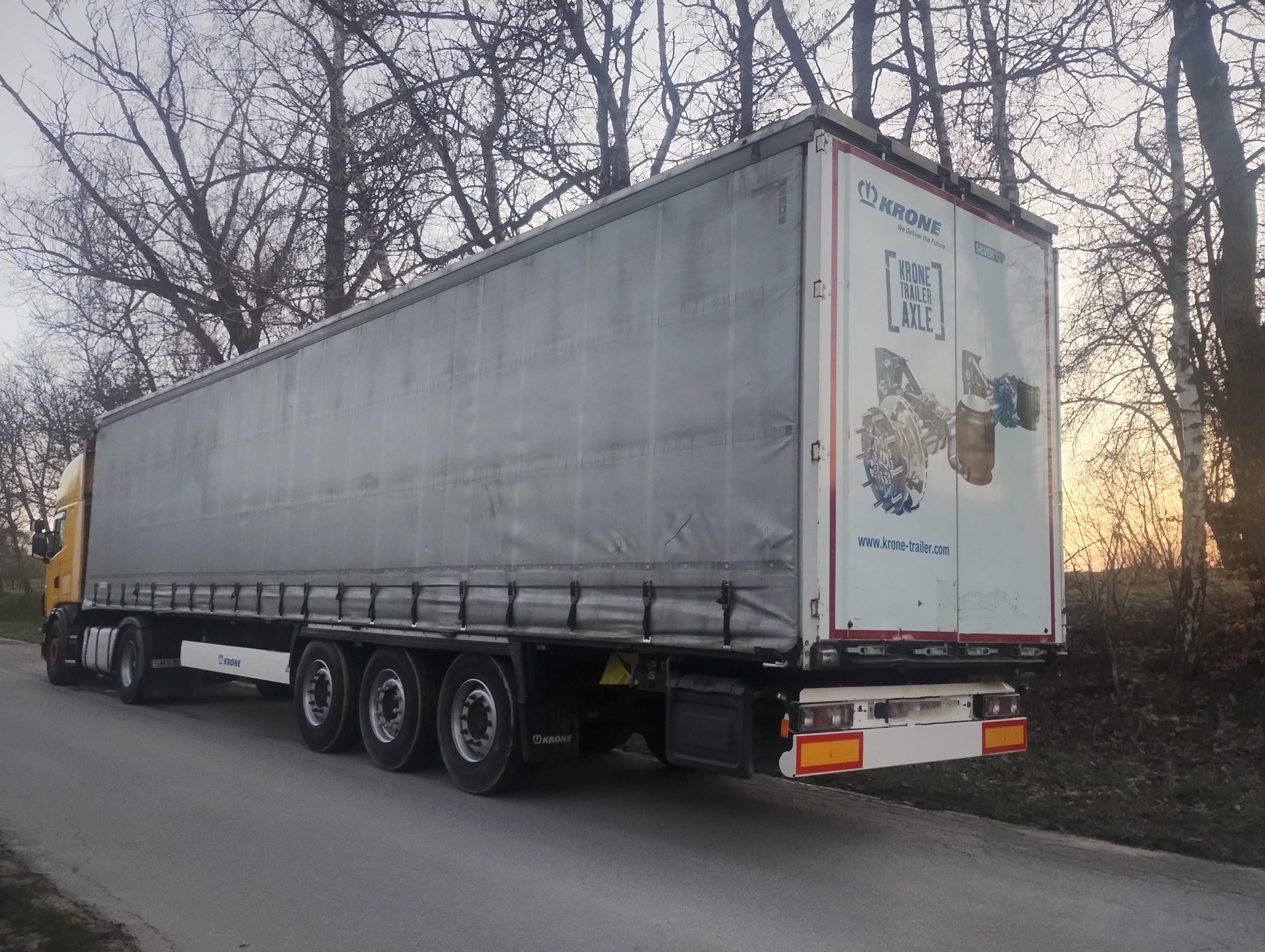 Krone standard 2016r, podnoszona oś.