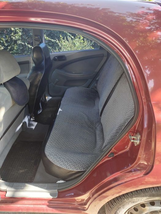 Автомобиль Шевроле Лачети