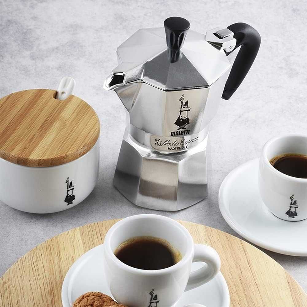 Гейзерна кавоварка італійська кавоварка Bialetti Moka Express