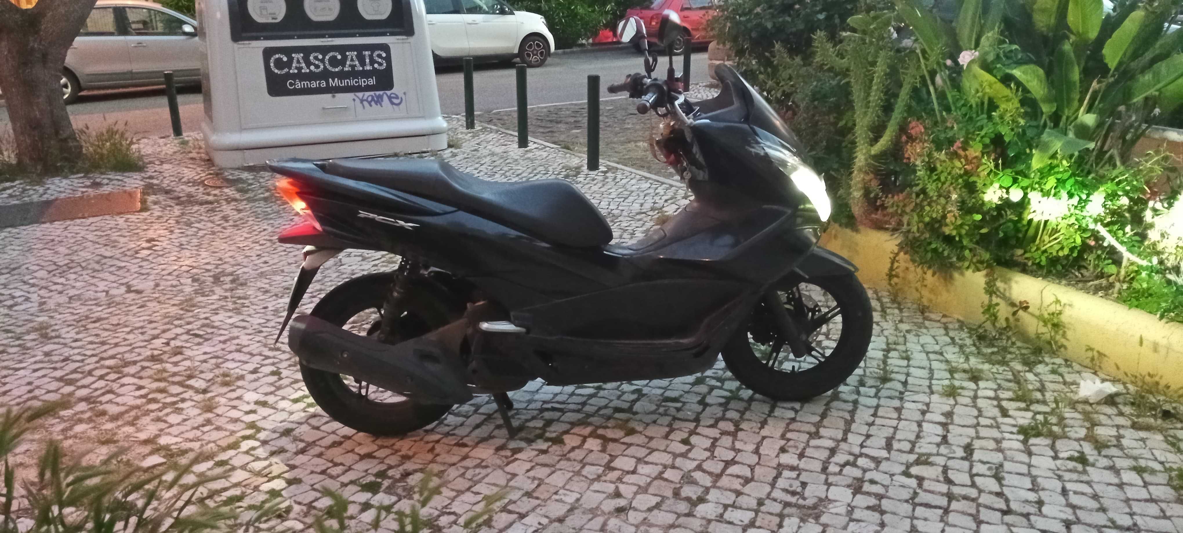 Pcx 125cc 2016 Preta valor fixo