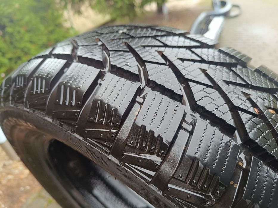 Opony zimowe 185/60r15 Kormoran SnowPRO Windforce SnowBlazer komplet